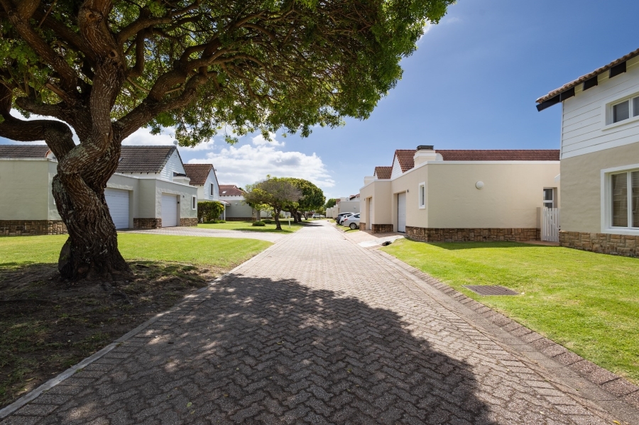 2 Bedroom Property for Sale in Keurbooms Western Cape